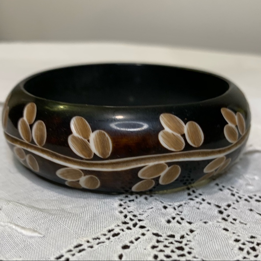 wooden fashion bracelet